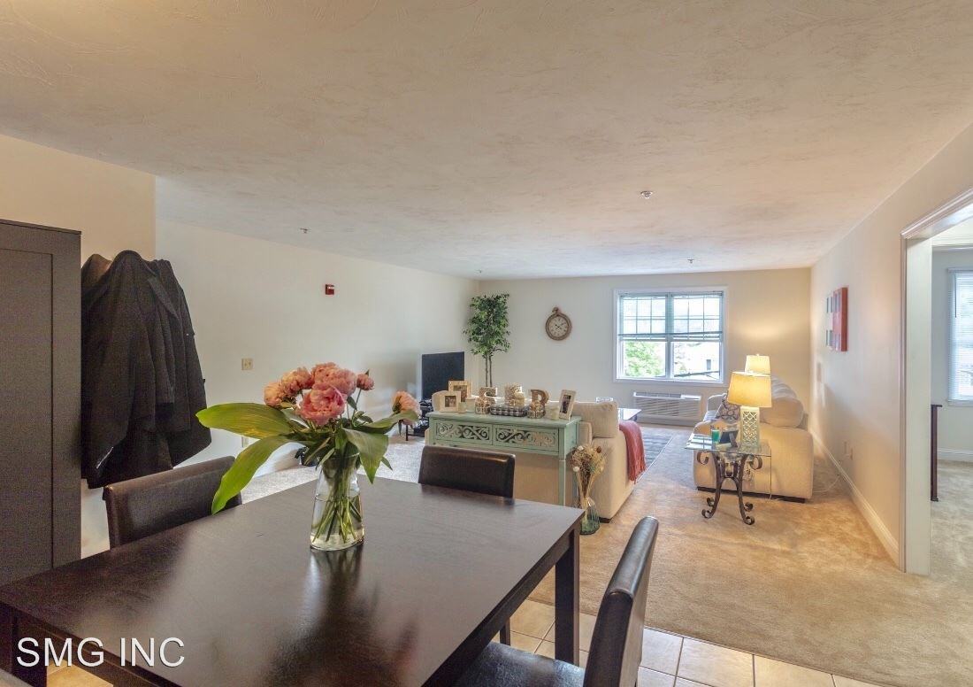 12 Pratt Street - Photo 3 of 11