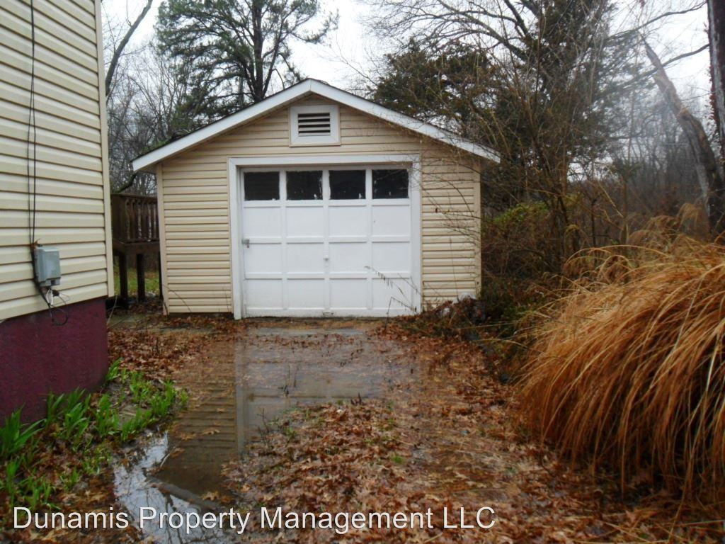 2041 Raven Dr - Photo 2 of 10