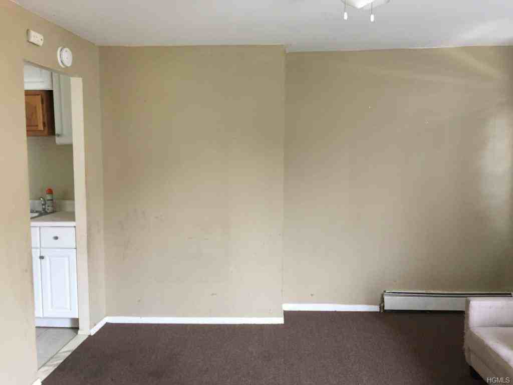 117 W Railroad Ave - Photo 2 of 7