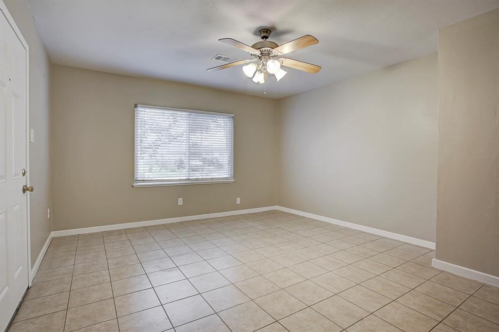 6713 Barney Rd - Photo 3 of 11