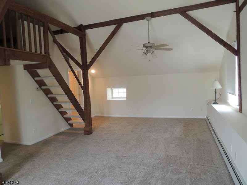 58 Ryerson Rd - Photo 2 of 11