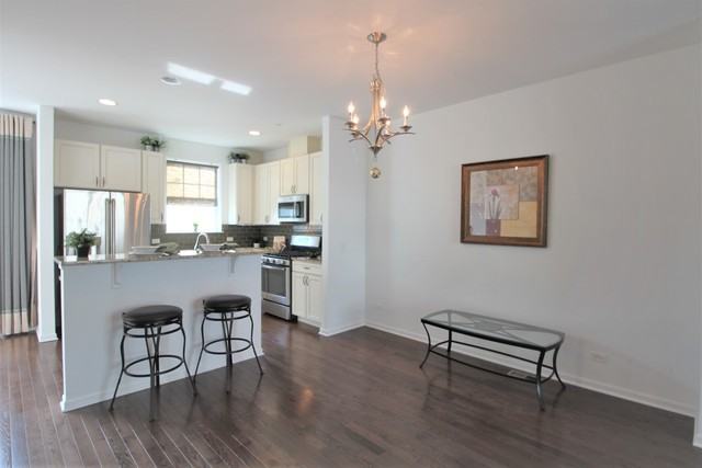 502 Lexington Lane - Photo 3 of 31