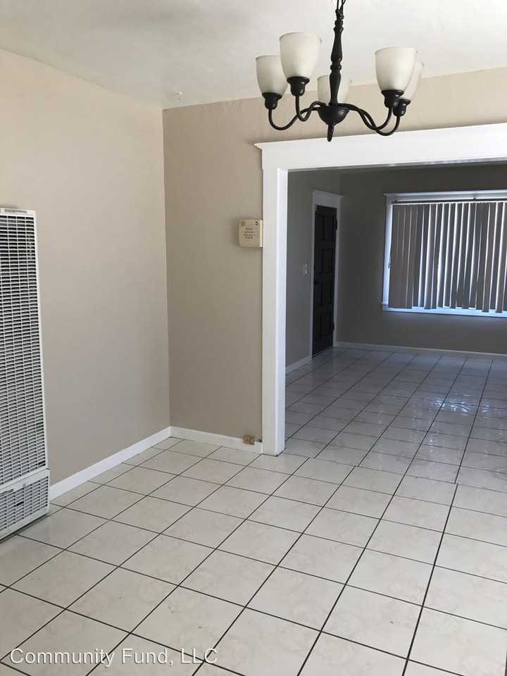 1960 89th Ave - Photo 3 of 4