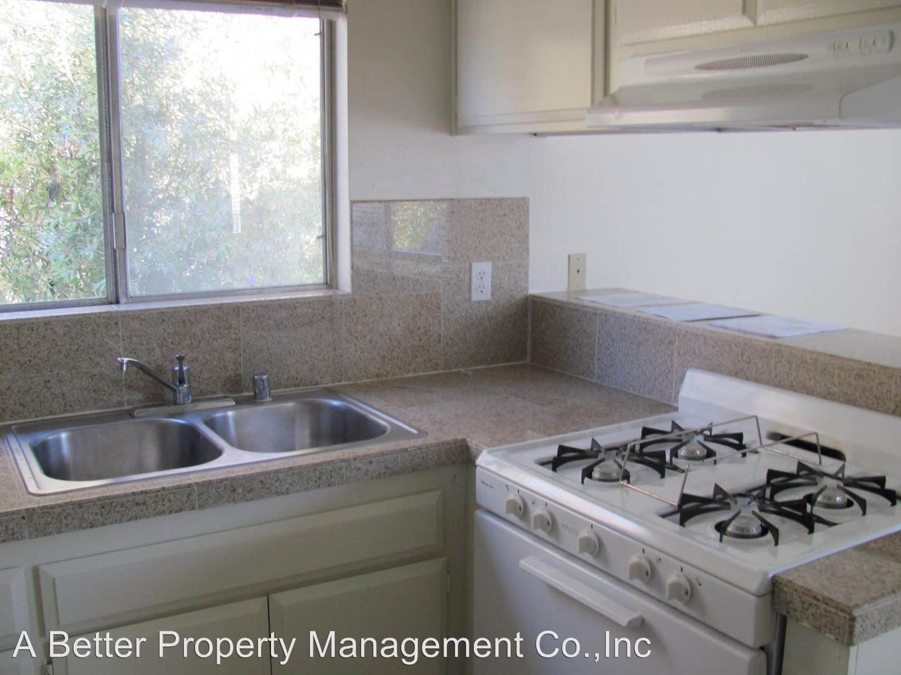 16802 Blanton Lane - Photo 3 of 6