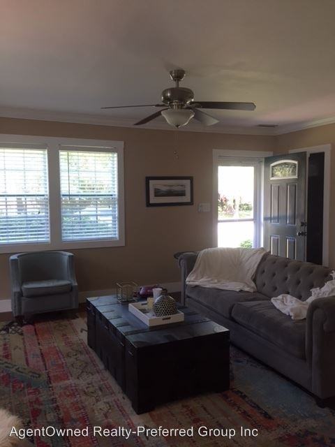 1235 Parkwood Estates Dr - Photo 3 of 11