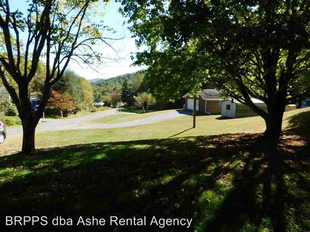 665 Monroe Miller Rd - Photo 2 of 11