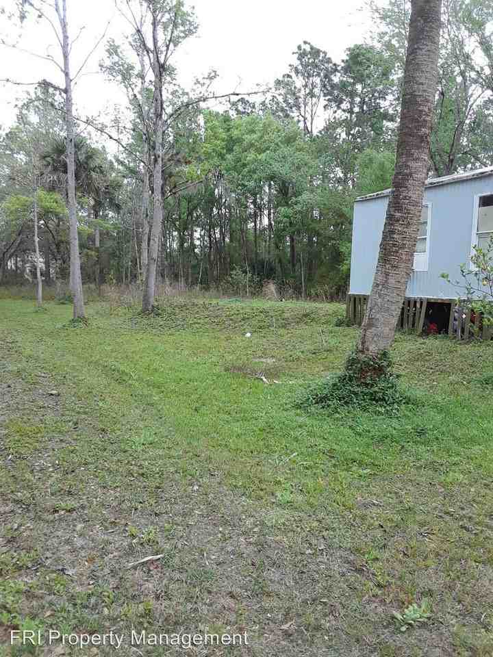 24613 Comet St - Photo 3 of 21