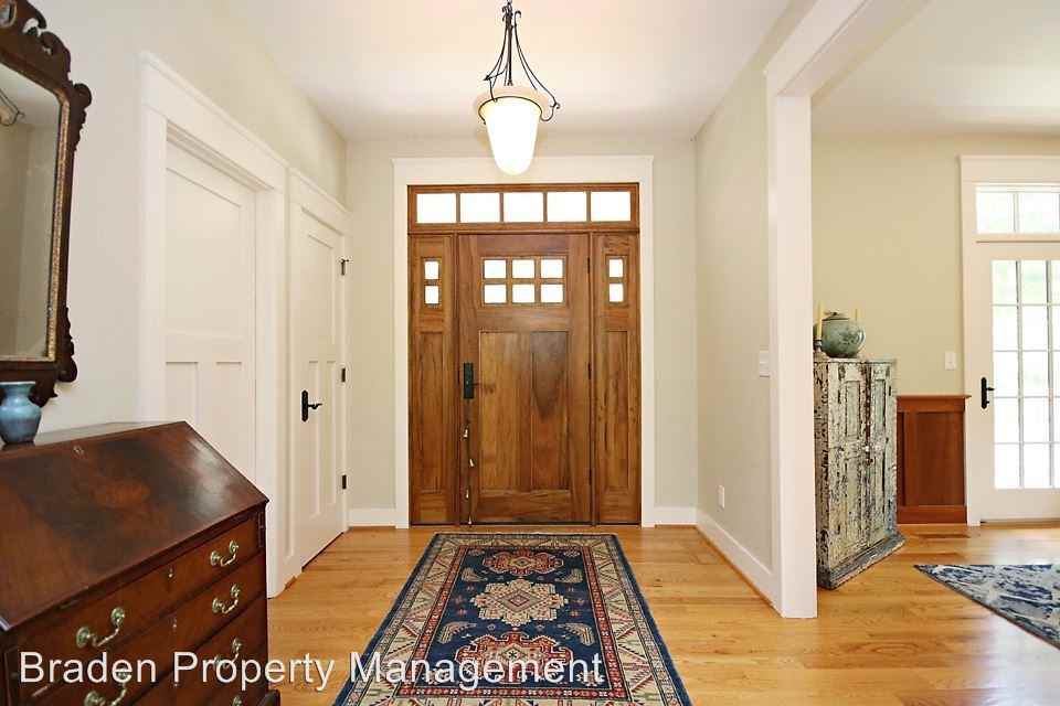 6150 Louisa Rd - Photo 3 of 32