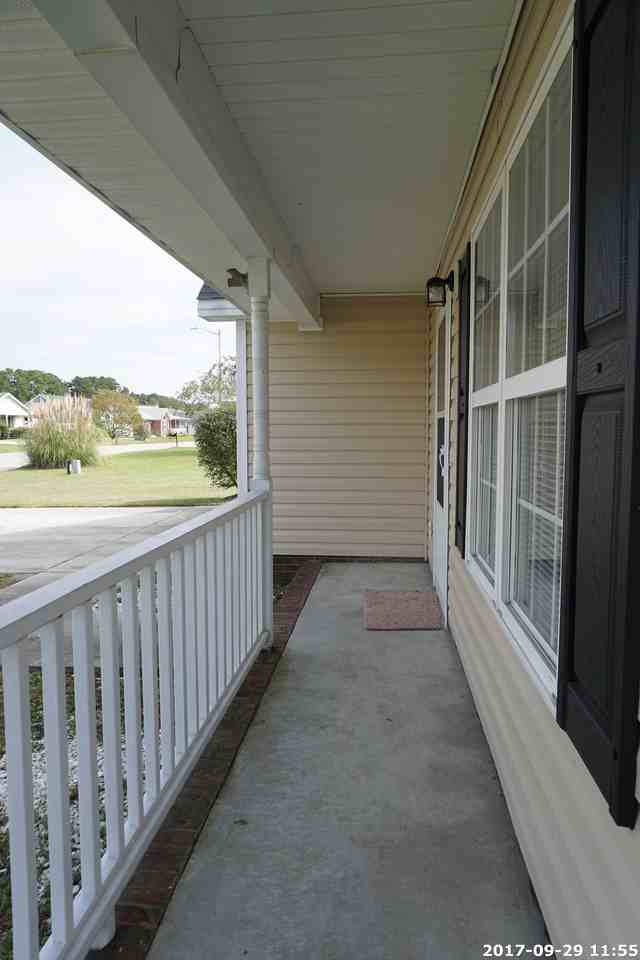 1110 1110 Whiskerlake Dr - Photo 3 of 33