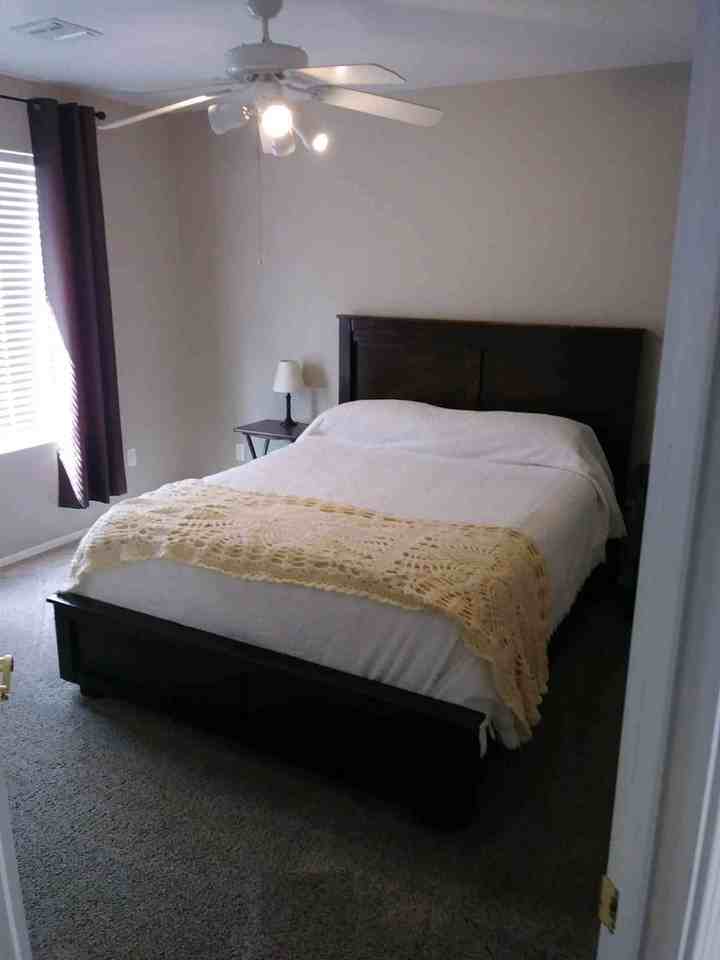 1481 W Gardner St - Photo 3 of 6