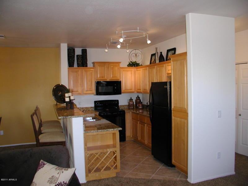 17223 N Cave Creek Rd - Photo 3 of 11