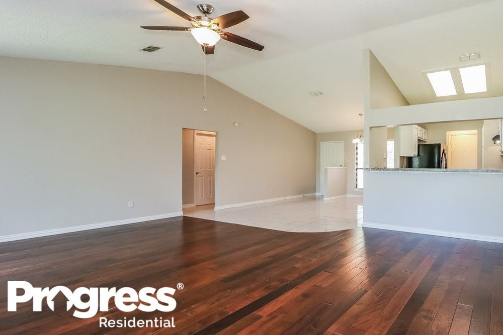 316 Iberis Dr - Photo 3 of 19