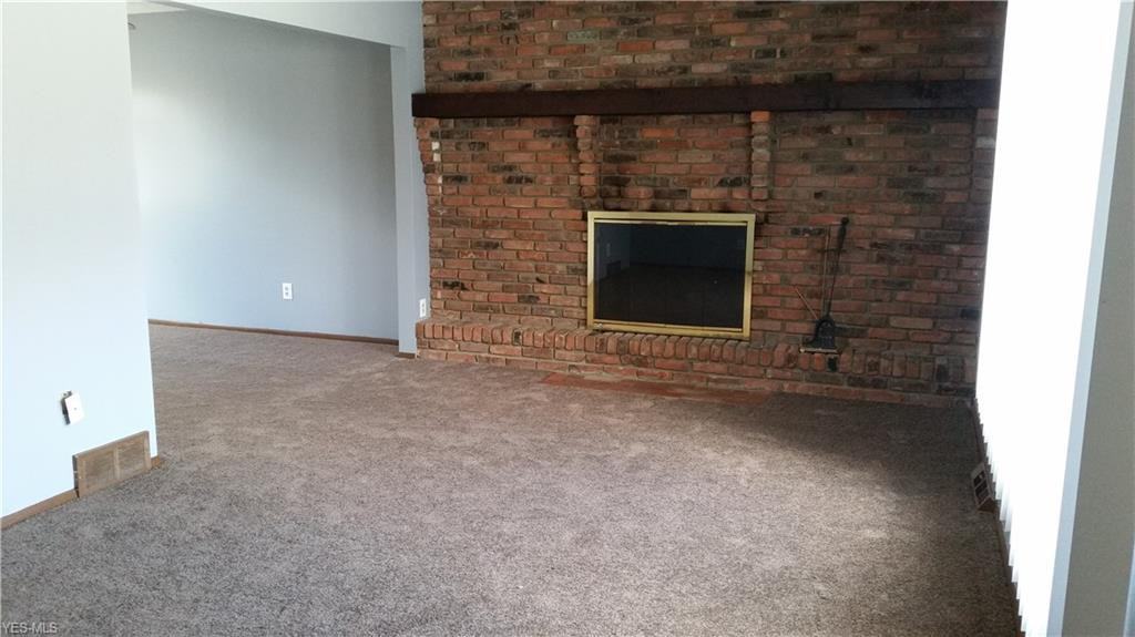 2460 Rockefeller Rd - Photo 3 of 16