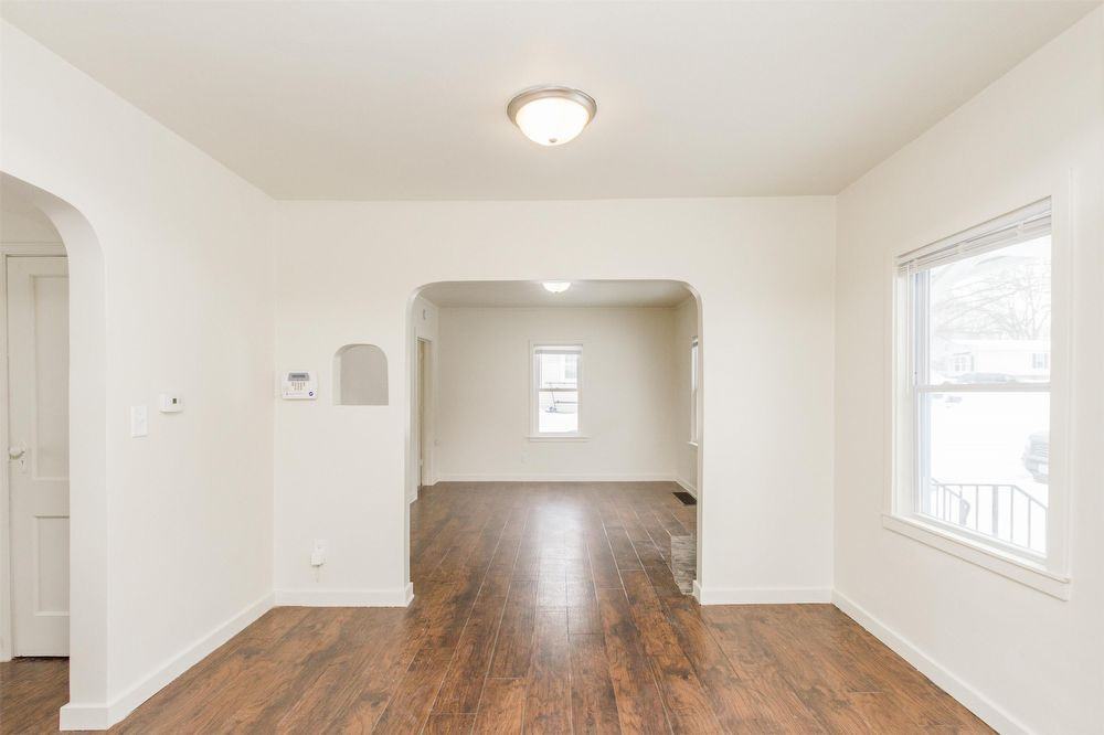 1901 Clear View St - Photo 3 of 9