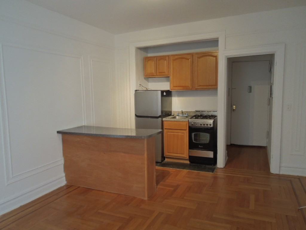 159 Eastern Parkway #4F