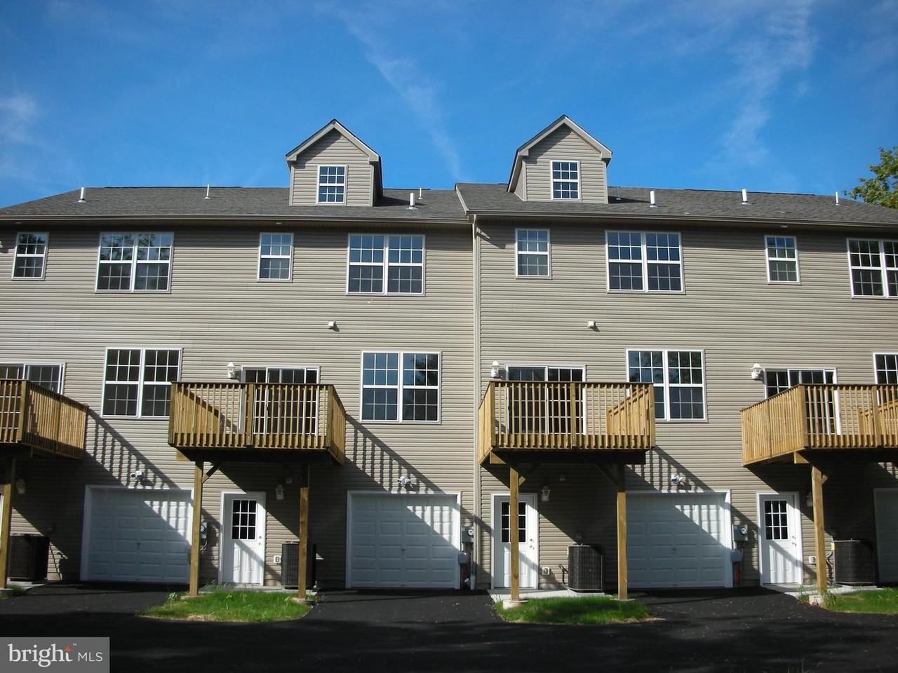 441 S Main St - Photo 3 of 3