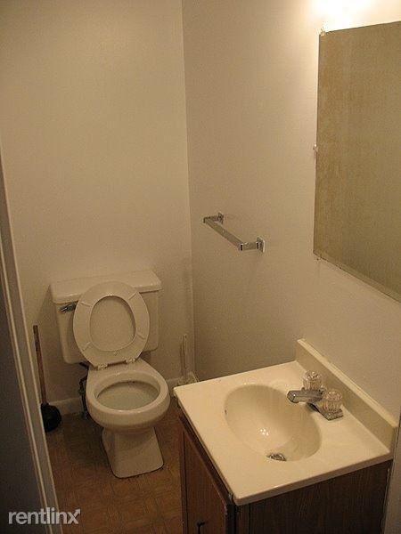 33 Mountain Dr - Photo 2 of 14