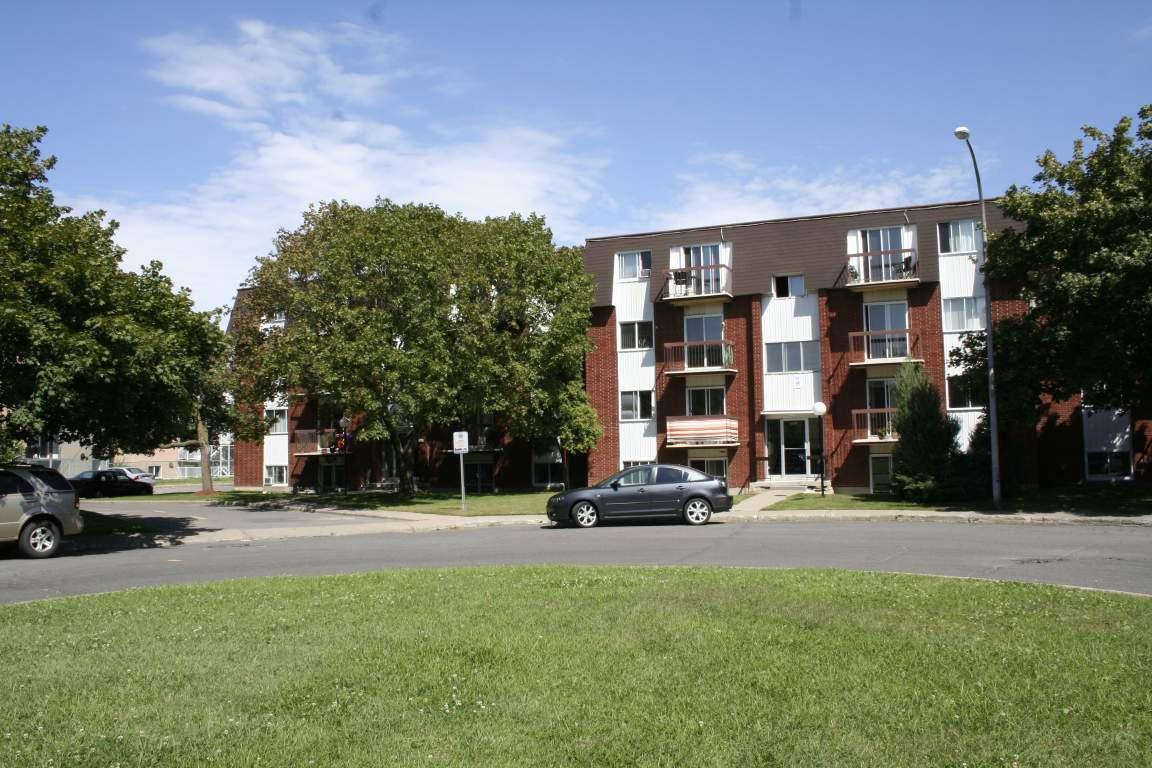 Jardins Viva 1710 Rue Valade, Longueuil, QC J4J 4P4 Apartment for Rent PadMapper