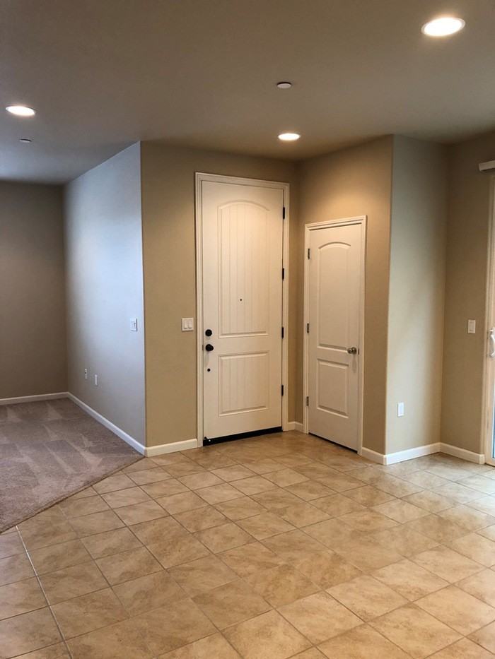16330 East Garrison Drive - Photo 2 of 31