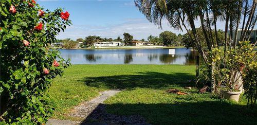 6327 NW 11th St - Photo 3 of 8