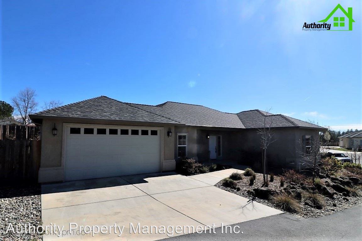 4280 Hazelwood Ct - Photo 2 of 33