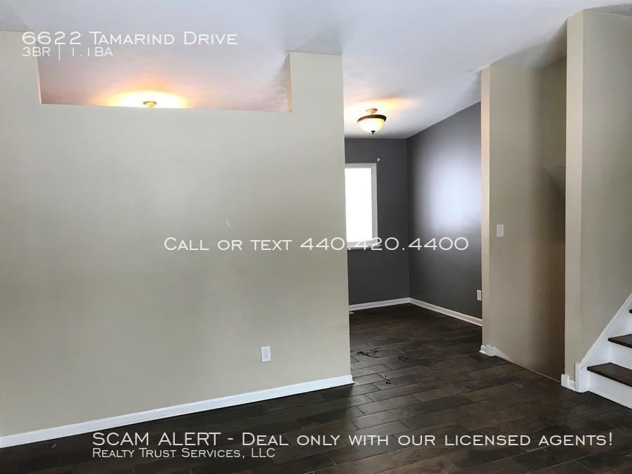 6622 Tamarind Dr - Photo 3 of 12