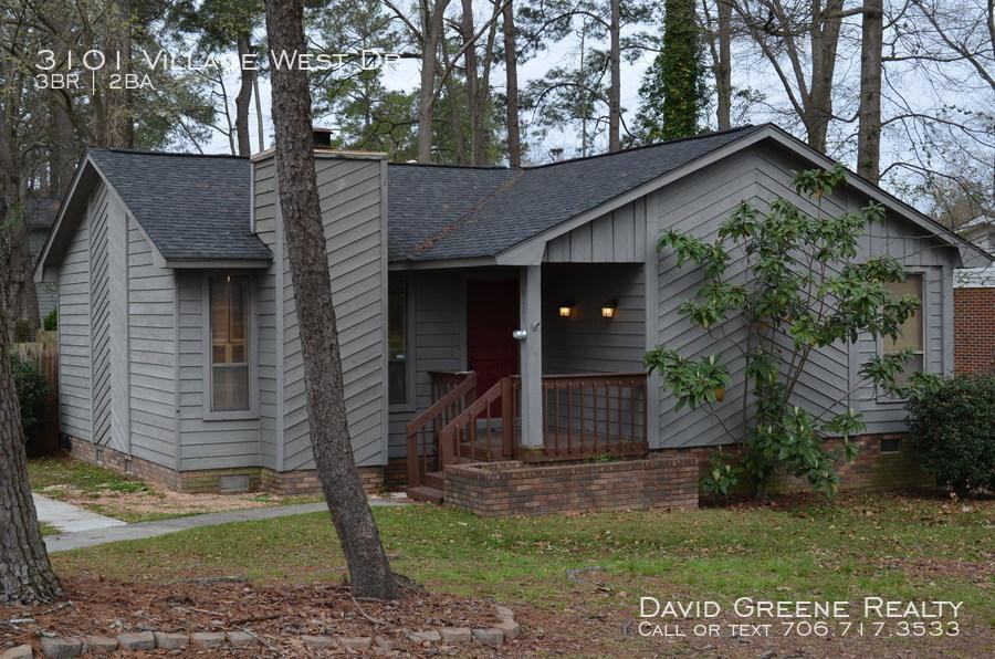 3101 Village W Dr - Photo 3 of 19