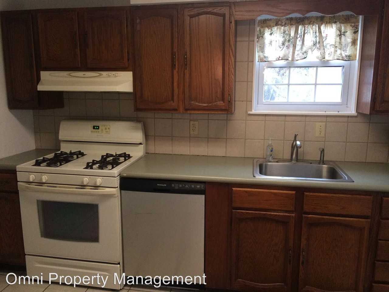 2808 Hamilton Ave - Photo 3 of 11