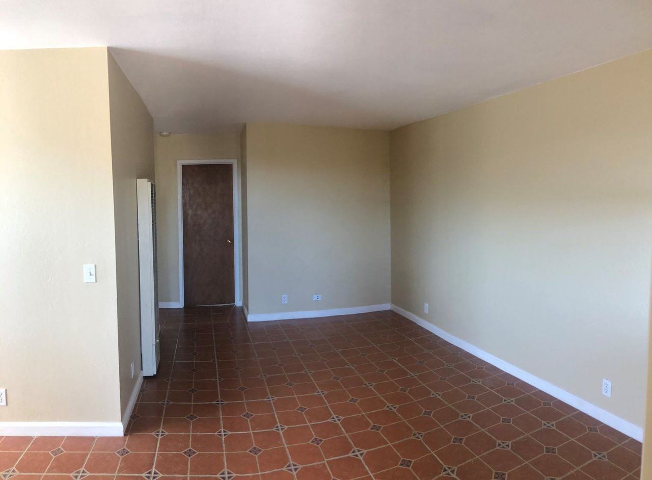 256 Watson Street - Photo 3 of 14