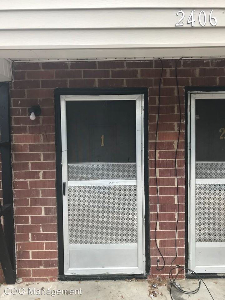 2406 Dawson St - Photo 3 of 22