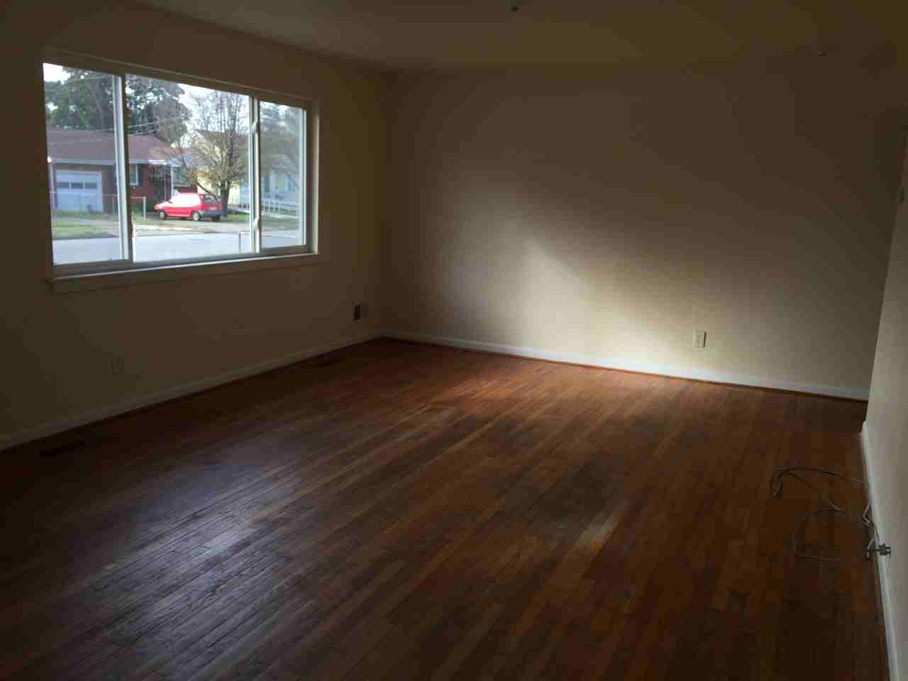 2420 Wyoming Ave - Photo 2 of 12