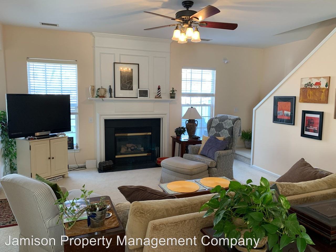 6820 Beverly Springs Dr - Photo 2 of 5