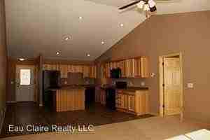 N7787/7789 567th St. - Photo 3 of 8