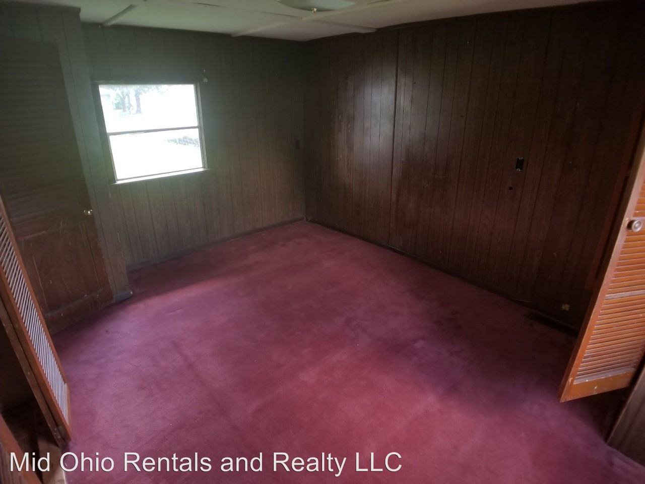 8 Warren Dr - Photo 3 of 5