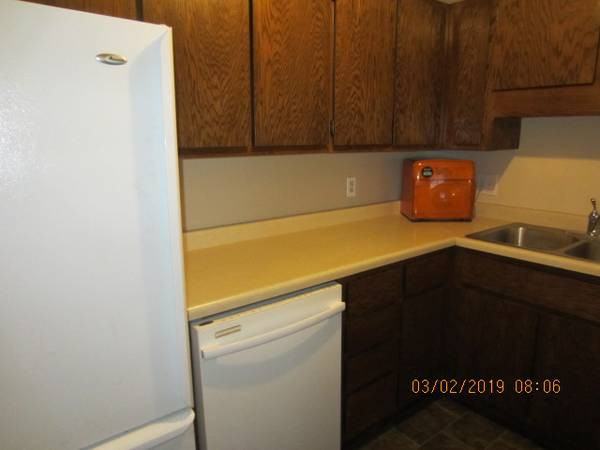 2323 Territorial Rd - Photo 7 of 14