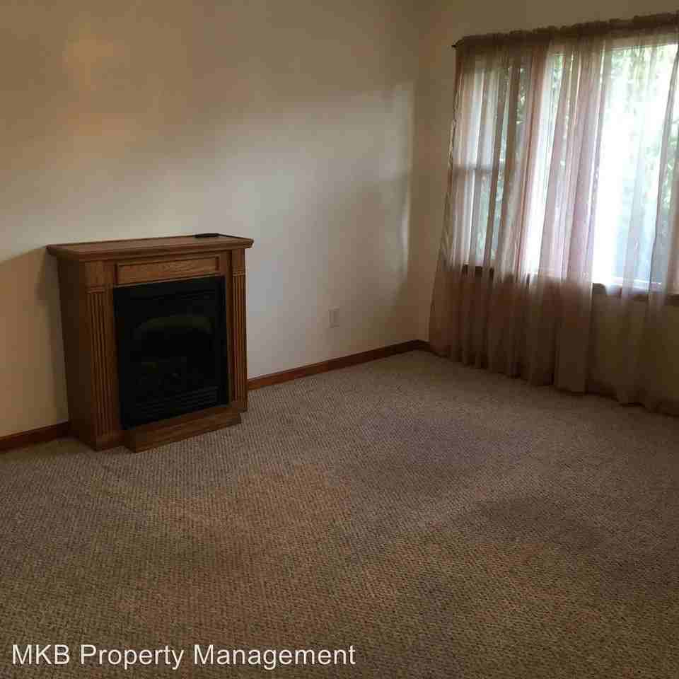 84 Meador Ln - Photo 3 of 10