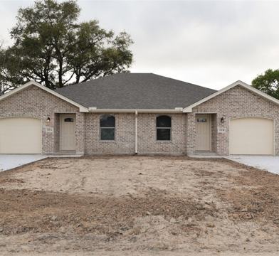 319 N 2 1 2 St Nederland Tx 77627 3 Bedroom House For