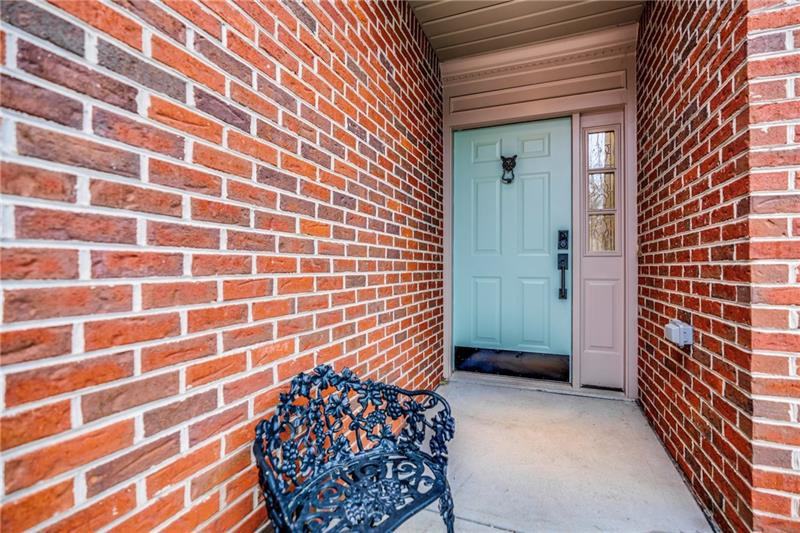 1119 Bay Hill Dr - Photo 2 of 46