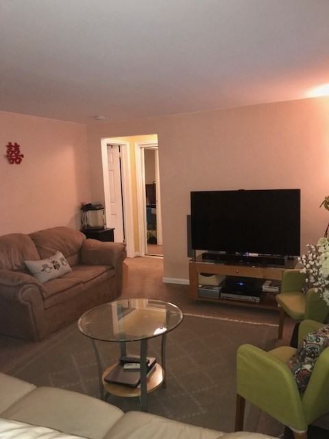 1254 Inwood Terrace - Photo 2 of 8