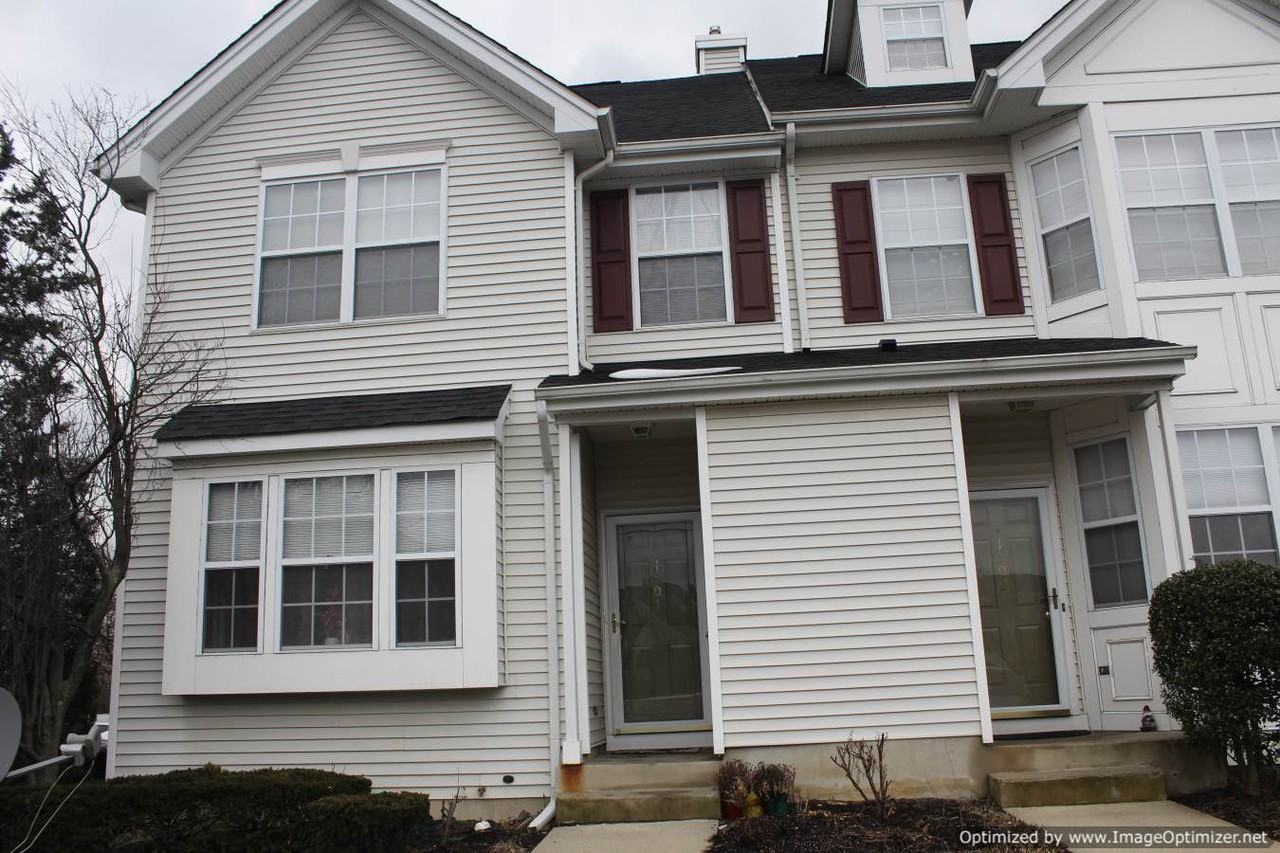 1501 Blossom Cir - Photo 2 of 25