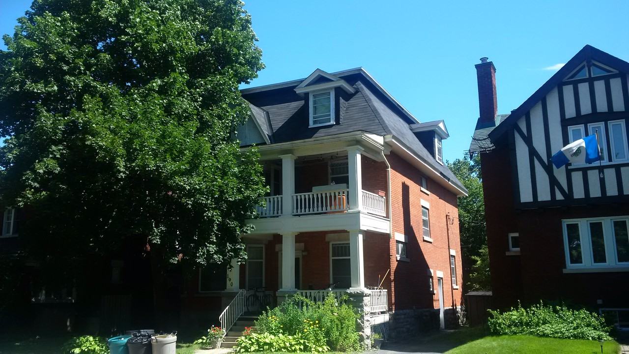 190 Powell Avenue, Ottawa, ON K1S 2A5, Canada 4 unit Rentals Zumper