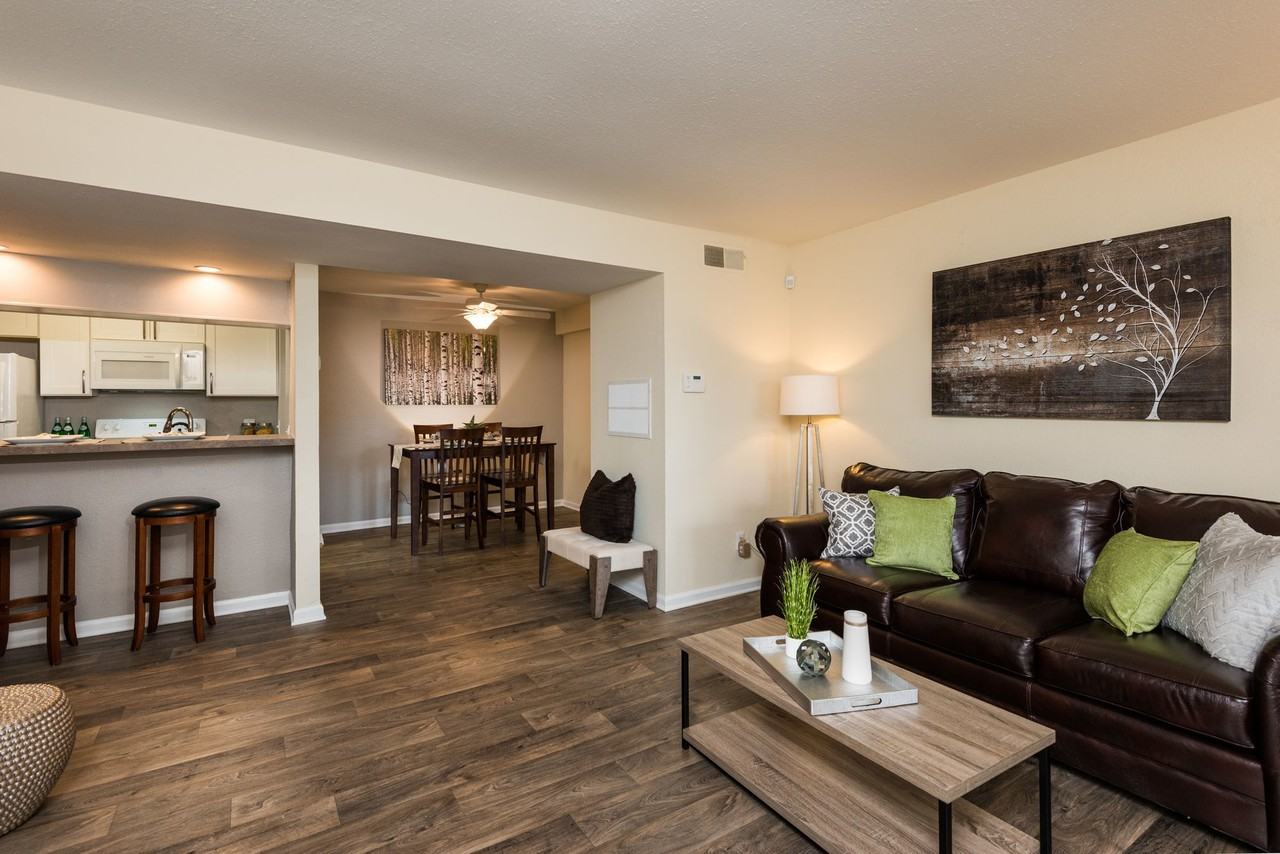 Central Pointe Apartments For Rent 4933 Central Ave Central Pointe Apartments For Rent 4933 Central Ave