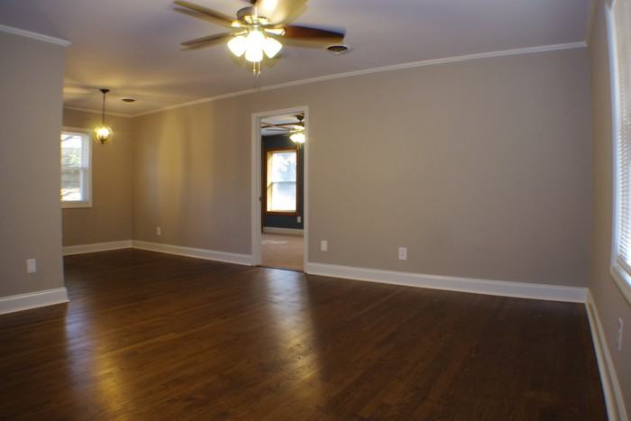1151 Lombard Dr - Photo 3 of 9