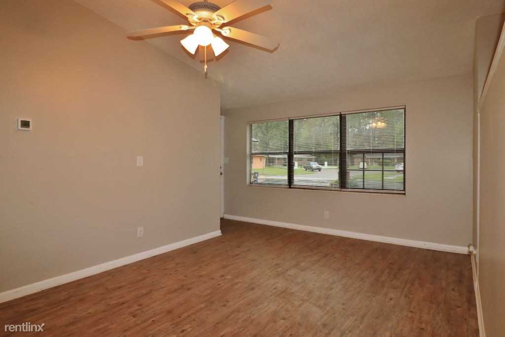 6781 Kinlock Dr - Photo 2 of 16