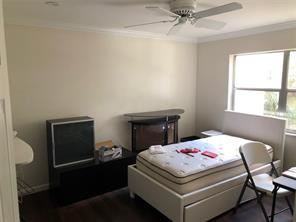 3280 Spanish Moss Ter - Photo 2 of 6