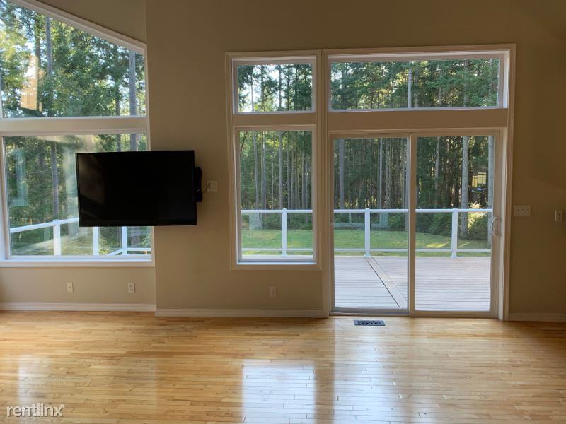 1427 11th Ln Fi - Photo 3 of 17