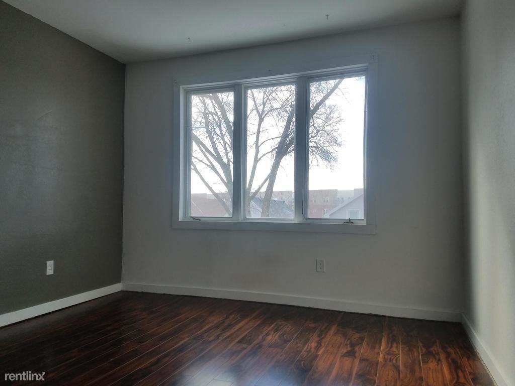 2574 S Burrell St - Photo 3 of 22