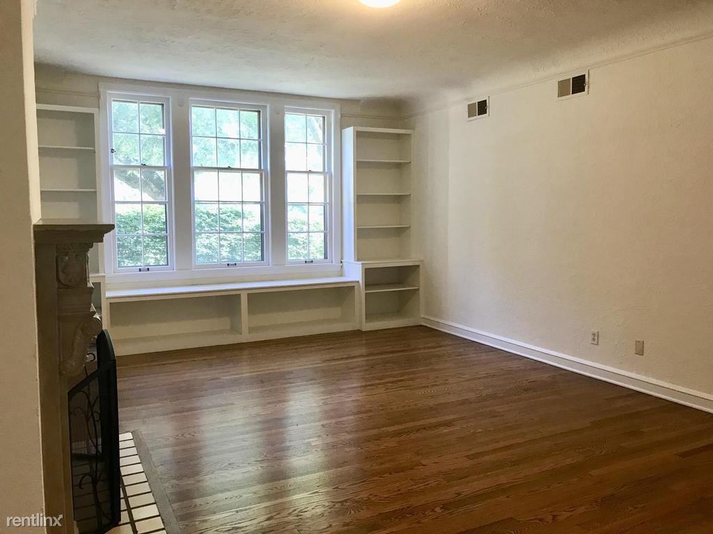 15700 Van Aken Blvd - Photo 2 of 12