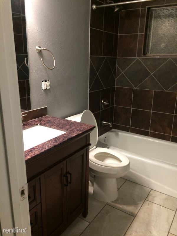 3115 N 51st St - Photo 3 of 8