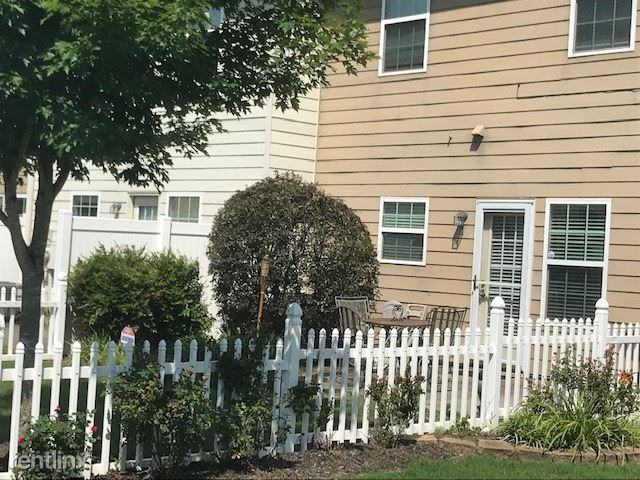 6490 Whitebeam Trail - Photo 2 of 4